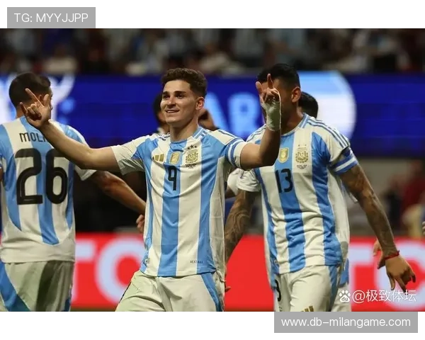 劳塔罗快速甩开盯防后完成精准垫射：速度与技艺的极致演绎